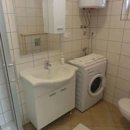 Apartman In 51811